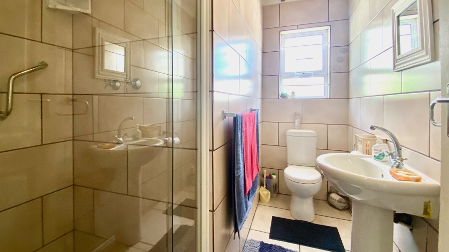 3 Bedroom Property for Sale in Velddrif Western Cape